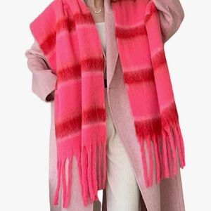 Wander Agio Scarf Rose/Red